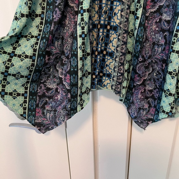 Two Tops - Large - Picture 5 of 11